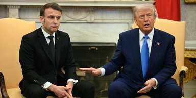 "До сих пор приходит в себя от удара": Трамп посмеялся над Макроном из-за пощечины жены, когда речь шла об Иране (видео)