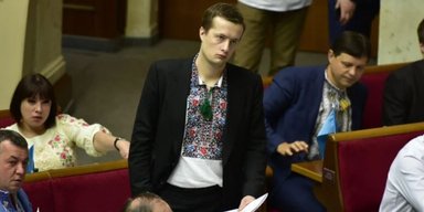 Сына Порошенко за игнорирование повесток в ТЦК оштрафовали на 25 тыс грн и официально признали уклонистом
