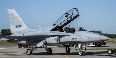 Хорошие темпы: Южная Корея передала очередные легкие штурмовики FA-50 для польской армии