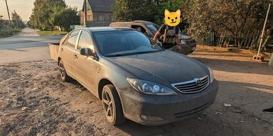 Захисники України отримали унікальний пікап Toyota Camry (фото)