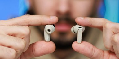 "Найкраща альтернатива AirPods": експерт порадив чудові дешевші навушники (фото)