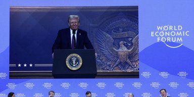 Больше расходов НАТО: как команды Трампа и Байдена обсуждали поставки оружия Украине