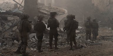 "Україна вас кинула": Росія лякає українців та пропонує свою "евакуацію" із сектора Гази, — ГУР