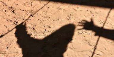 Педофилы под защитой. Как из "закона Даши Лукьяненко" пропала статья о химической кастрации