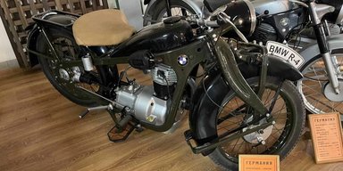В Украине выставили на продажу коллекцию винтажных мотоциклов BMW 30-х и 40-х (фото)
