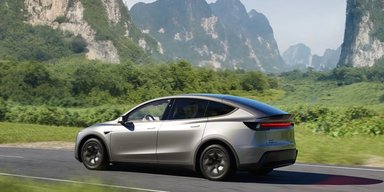 В Европе появится семейный электрокроссовер Tesla с запасом хода более 600 км (фото)