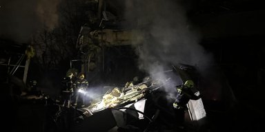 Росія зранку атакувала Київ балістикою і запустила понад 120 БПЛА: є загиблий і постраждалі