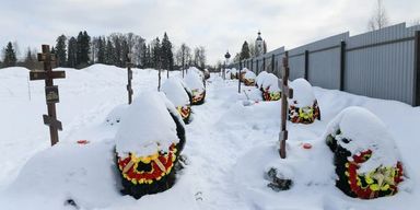 В РФ назвали поименно 200 тысяч солдат ВС РФ, погибших в Украине: какие регионы установили рекорды