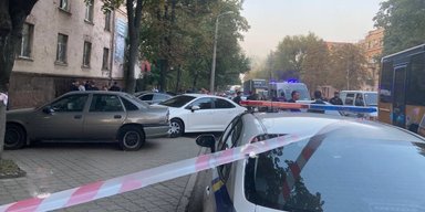 Без пострілу в повітря: чому поліцейський із Дніпра стріляв у водія без попередження, — експерти