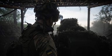 "Напружено": у Торецьку ідуть бої в межах міста, — офіцер (карта)