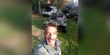 Конфлікт між бійцями та Неліпою з "Дизель Шоу": чи дійсно командир привласнив автомобіль підрозділу, деталі