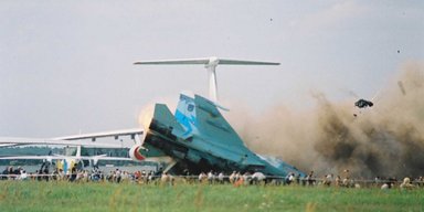 Трагедія на аеродромі "Скнилів" 23 роки тому: через помилки пілотів загинули майже 80 осіб (фото, відео)