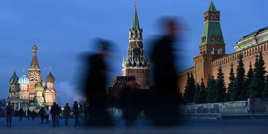 Без мережі та зв'язку: у Москві та Петербурзі зафіксували збої мобільного інтернету
