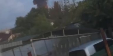 Почалася велика пожежа: БПЛА атакували Азов у Ростовській області РФ (відео)