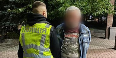 "Офицер" обманул женщину: в Киеве задержали мужчину, который выманил 400 тыс. грн (фото)