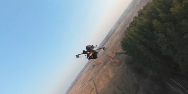 Уничтожает дроны РФ: для ВСУ создали "самый быстрый" FPV-дрон "Перевертень" (видео)
