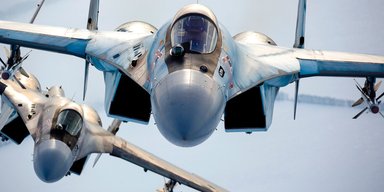 Ударов КАБами в 10 раз меньше: активность авиации РФ снизилась на большей части передовой, — ISW