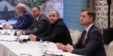 "Хто перший моргне": чому прогресу на переговорах у Стамбулі не буде до вересня-листопада