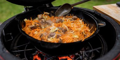Плов с тефтельками на сковороде: рецепт оригинального и вкусного блюда