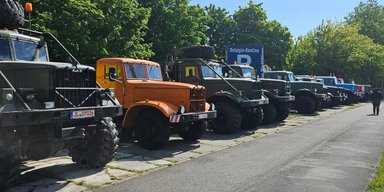 Українська класика: у Німеччині пройшов автопробіг на старовинних КрАЗ (відео)