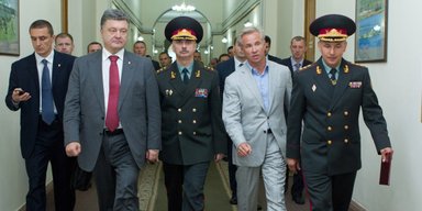 Почему миллиардер Косюк пошел в подчиненные к Порошенко и Ложкину