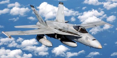 Появились кадры удара F/A-18 Кувейта по трем F-15 США: в чем уникальность атаки (видео)