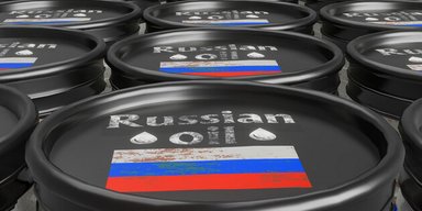 Можуть передумати: США не визначилися з санкціями на російську нафту, — ЗМІ