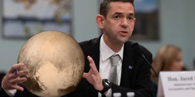 NASA хоче знову зробити Плутон дев'ятою планетою Сонячної системи: думки розділилися