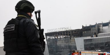 В РФ заявили, що сліди теракту в "Крокусі" ведуть в Україну: у Зеленського відповіли