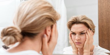 Удваивают возраст: 5 привычек, от которых нужно отказаться, чтобы выглядеть моложе