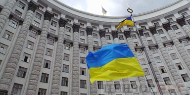 "Загін не помітив втрати бійця", — Гладких про звільнення міністрів Кубракова та Сольського (відео)