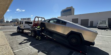 Власники Tesla Cybertruck скаржаться на серйозні несправності пікапа (фото)