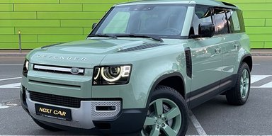 Ювілею присвячується: в Україні з'явився ексклюзивний Land Rover Defender (фото)