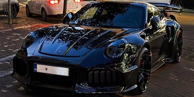 700 сил і 2,5 с до сотні: в Україні з'явився новітній спорткар Porsche на "бляхах" (фото)