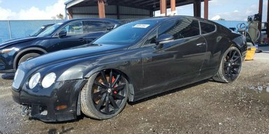 Британська якість: який вигляд має Bentley із пробігом понад 800 000 км (фото)