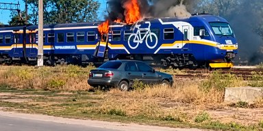 "Охота" на железную дорогу: россияне обстреляли три поезда за утро, есть погибшая и раненые