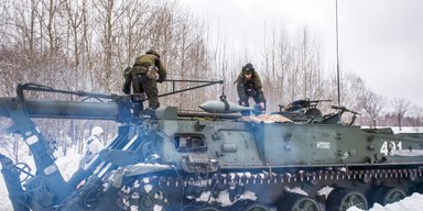 ВС РФ применяют на фронте управляемые мины "Смельчак" с лазерным лучом, — эксперт (видео)