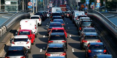Законом про розмитнення авто в Дії можуть скасувати перевірки технічного стану авто через правки нардепа, — ЗМІ