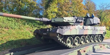 В Германии изготовили первый Leopard 2A7A1 с активной защитой: особенности танка (видео)
