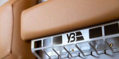 Кондиционеры, освещение и вакуумные туалеты: "Укрзализныця" показала новые вагоны (фото)
