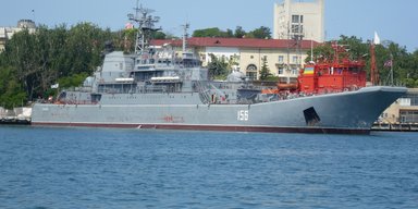У Севастополі та західній частині моря кораблів РФ не буде: ISW проаналізував удар по ВДК "Ямал"