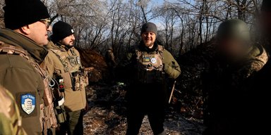 Ахметов возводит для ВСУ фортификацию в Донецкой области
