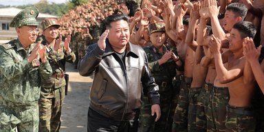 КНДР облаштувала секретну базу з ракетами Hwasong-15 та Hwasong-18: пробили скелю на 35 м (фото)