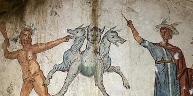 Последний секрет Гробницы Цербера: ученые узнали, что похоронено в тысячелетнем саркофаге (фото)