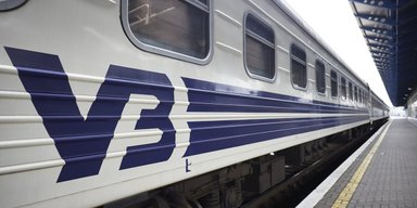 Укрзалізниця вкотре перекладає на бізнес неефективність свого керівництва, — ексміністр про підвищення тарифів