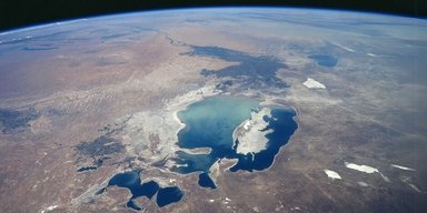 Четверте за величиною озеро у світі перетворилося на новітню пустелю: постраждали 3 млн осіб