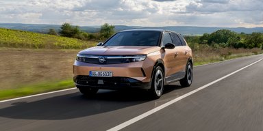 Opel выводит на рынок семейный электрокроссовер с запасом хода почти 700 км (фото)
