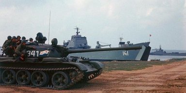 ЗС РФ через відчай довелося воювати 70-річними танками Т-55, — Forbes (відео)
