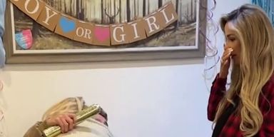 "Гормоны скачут": мать поссорилась со свекровью, когда увидела ее реакцию на пол ребенка
