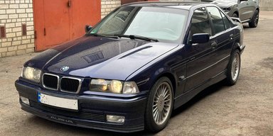 Їх виготовили всього 93: в Україні виявили рідкісний заряджений BMW 90-х (фото)